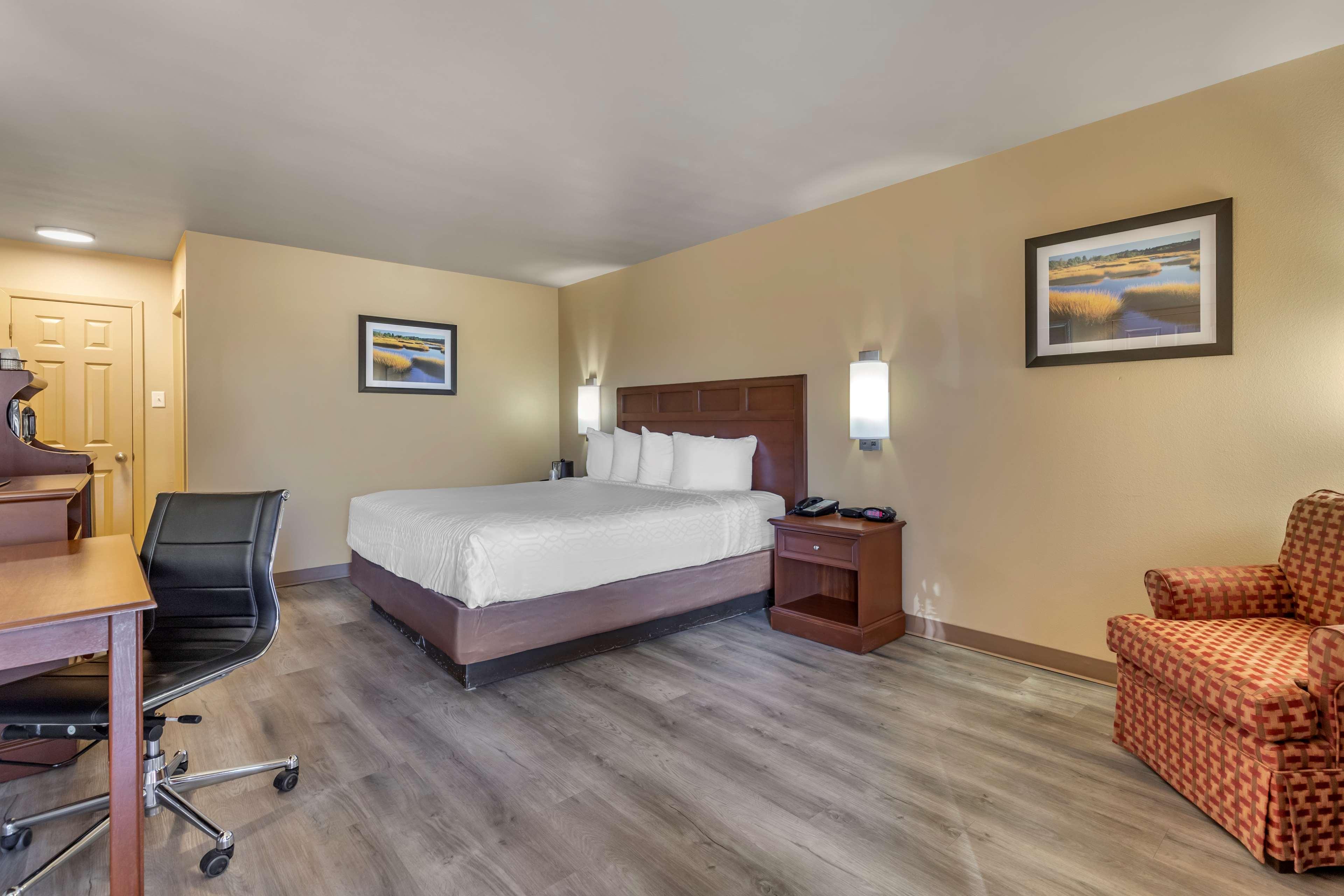 Best Western Dos Rios Junction Exterior photo