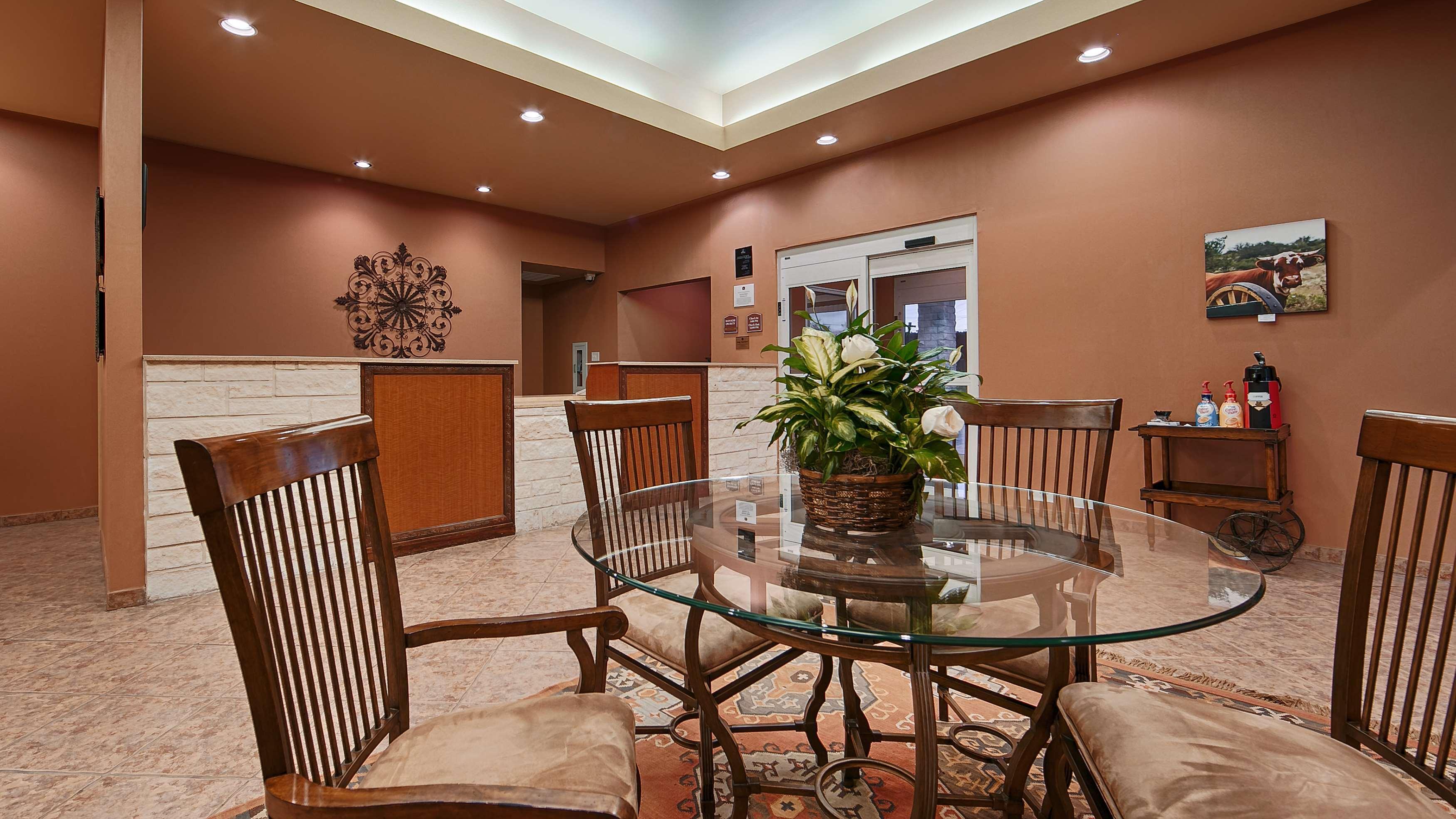 Best Western Dos Rios Junction Exterior photo